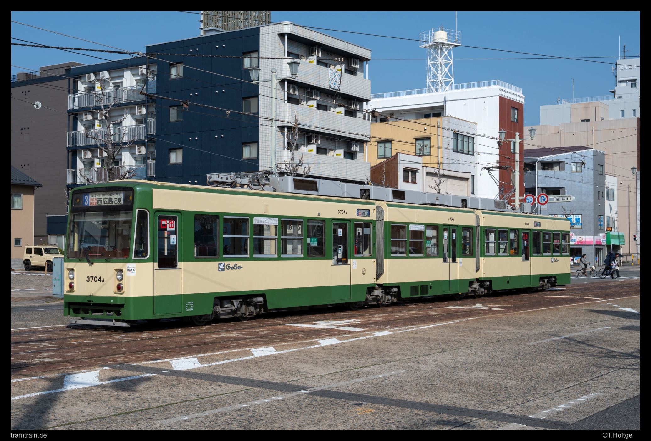 https://www.tramtrain-bilder.de/wp-content/Bilder/2025/1984-87-Hiroshima-3701-3705_Aruna-Koki-3704.jpg